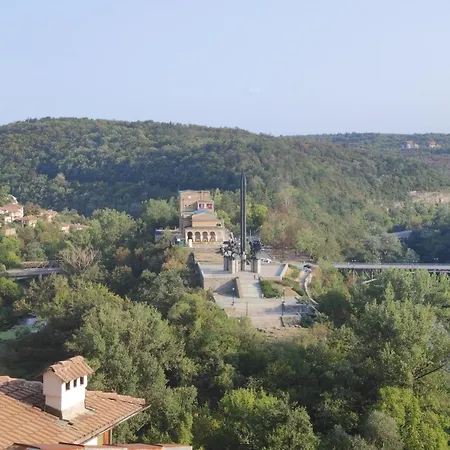 شقة асеневци *